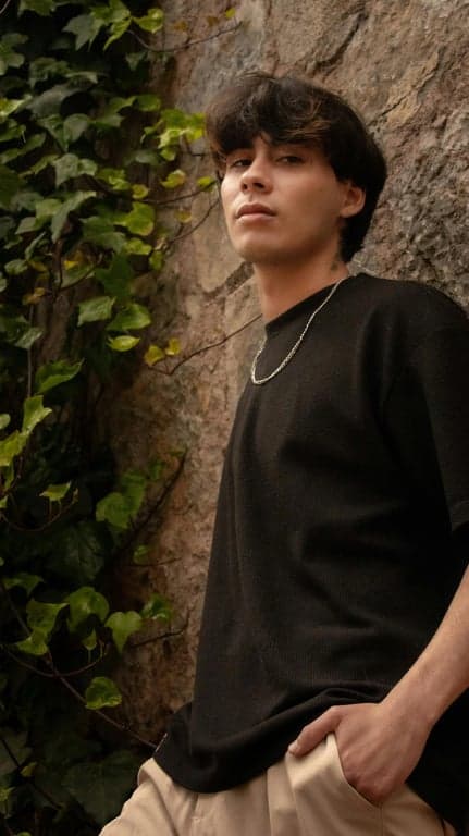 AI shorthair filter before photo - man portrait with Caesar haircut