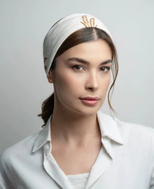 Sunset photos filter before photo - natural portrait before edit