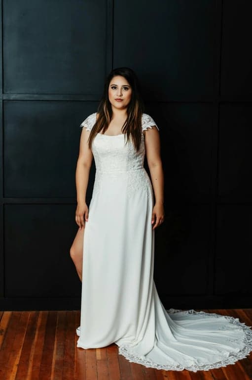 AI wedding dress after pic-woman in a Column wedding dress