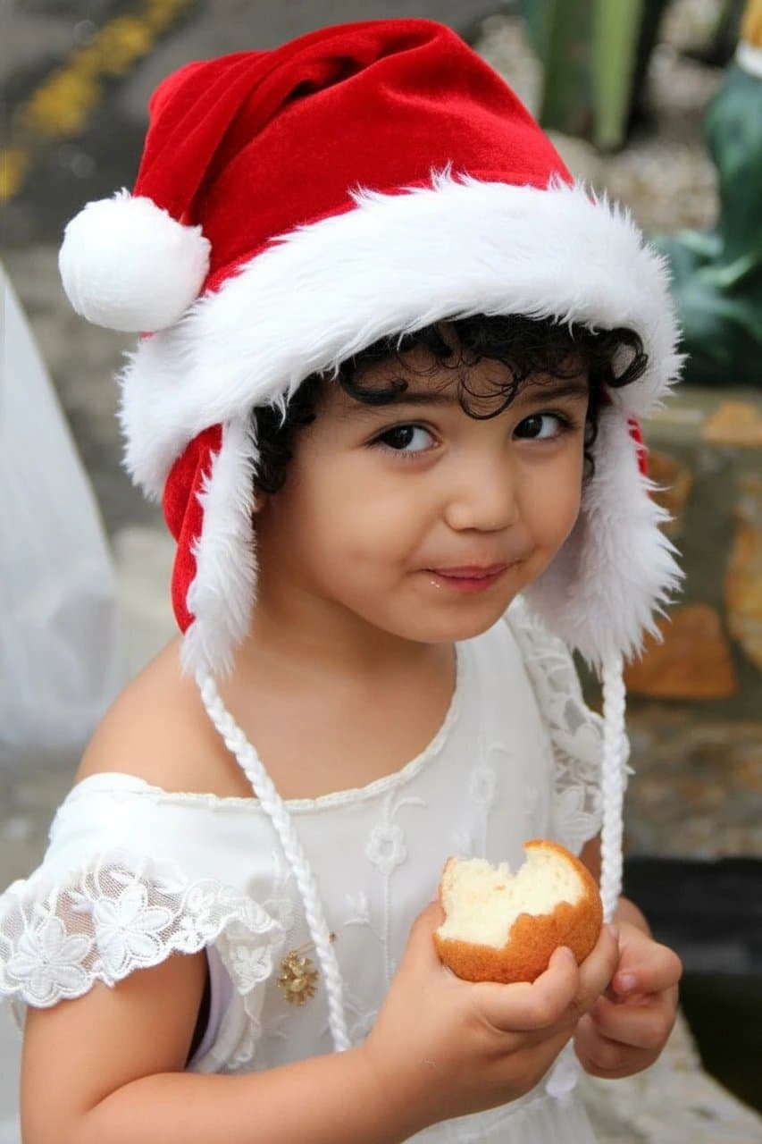 AI Santa hat filter after transformation - influencer photo with festive Santa hat effect