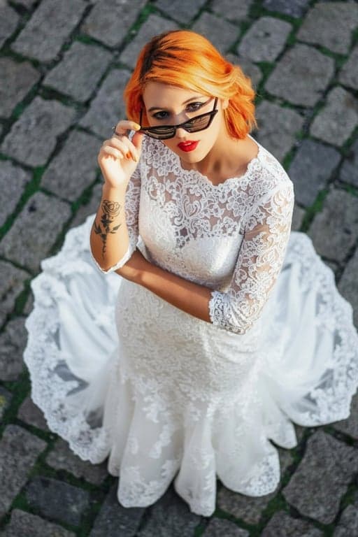 AI wedding dress after pic-woman portrait street shot in wedding dress