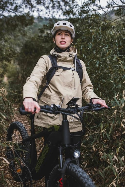 a portrait of a woman with HDR color correction, merging exposures for a high dynamic range image with rich colors and details