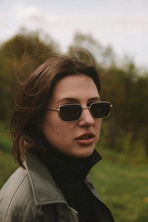 a full-body portrait of a woman generated by AI, maintaining realistic pose mechanics, stable footing, and natural body balance without exaggerated curves or distortion