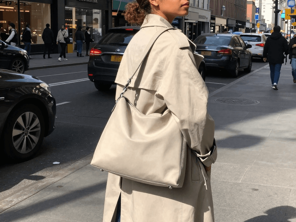 Ignore the background, the per...