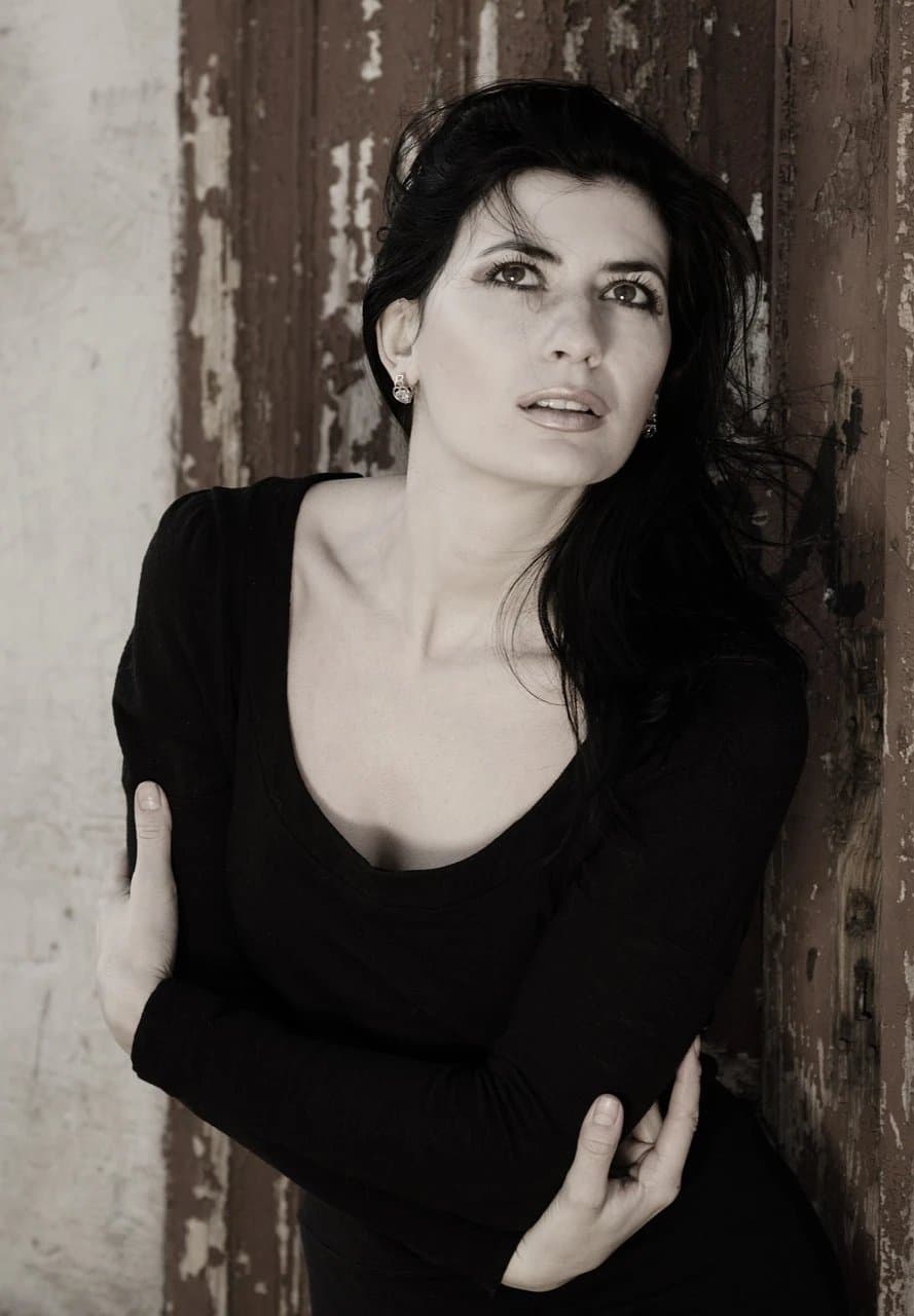 AI Disney style filter before photo - original image before Disney animation effect