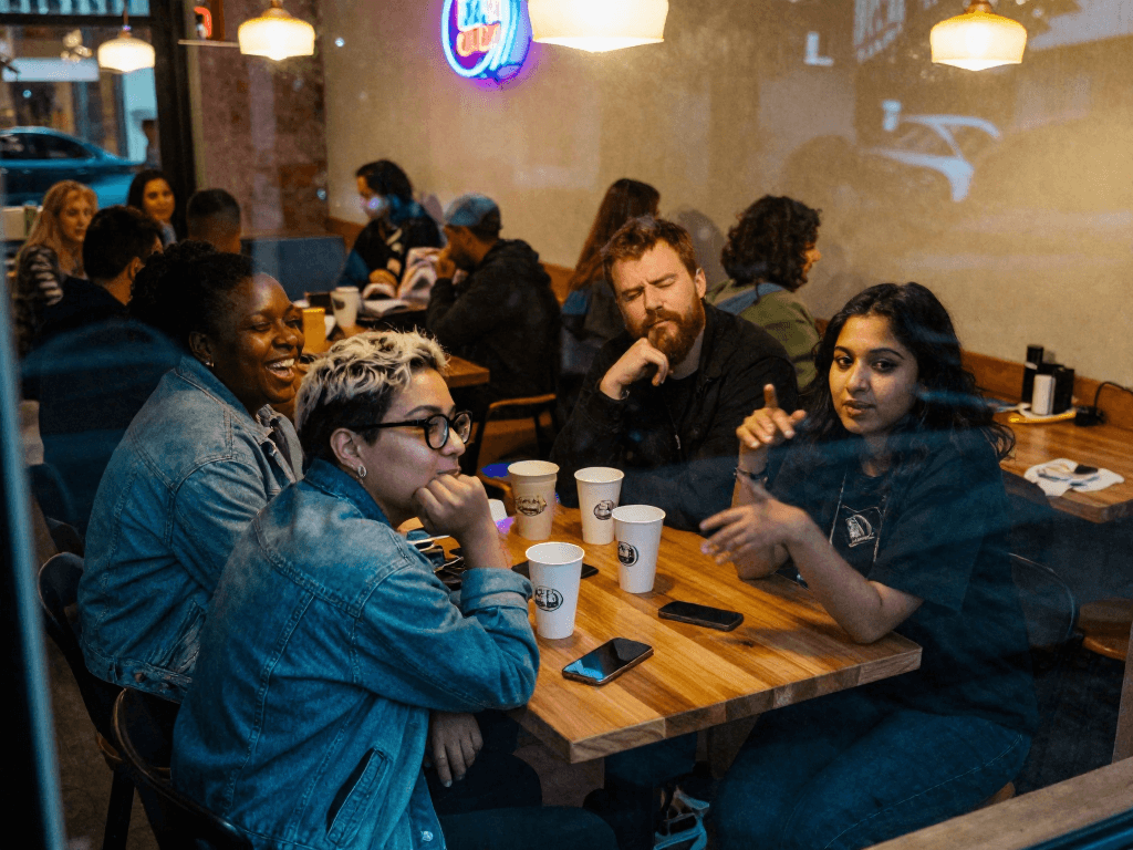 Transform this candid café gro...